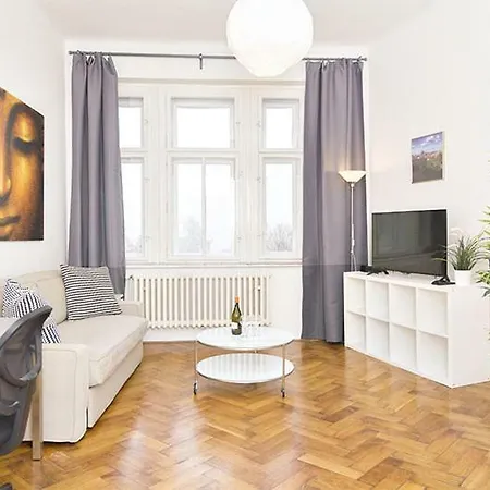 Apartments With 2 Bathrooms- 5 Minutes From Old Town - 102 M2 Prague Exterior photo