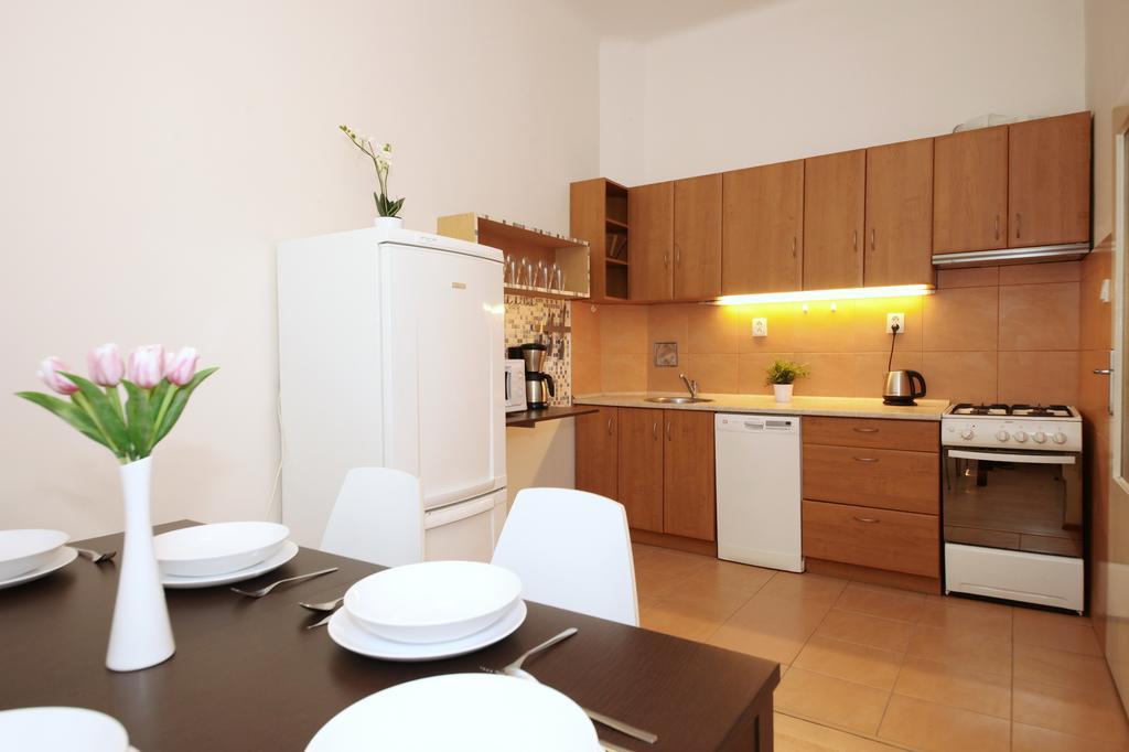 Apartmán With 2 Bathrooms- 5 Minutes From Old Town - 102 M2