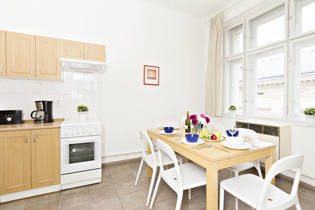 Apartmán With 2 Bathrooms- 5 Minutes From Old Town - 102 M2