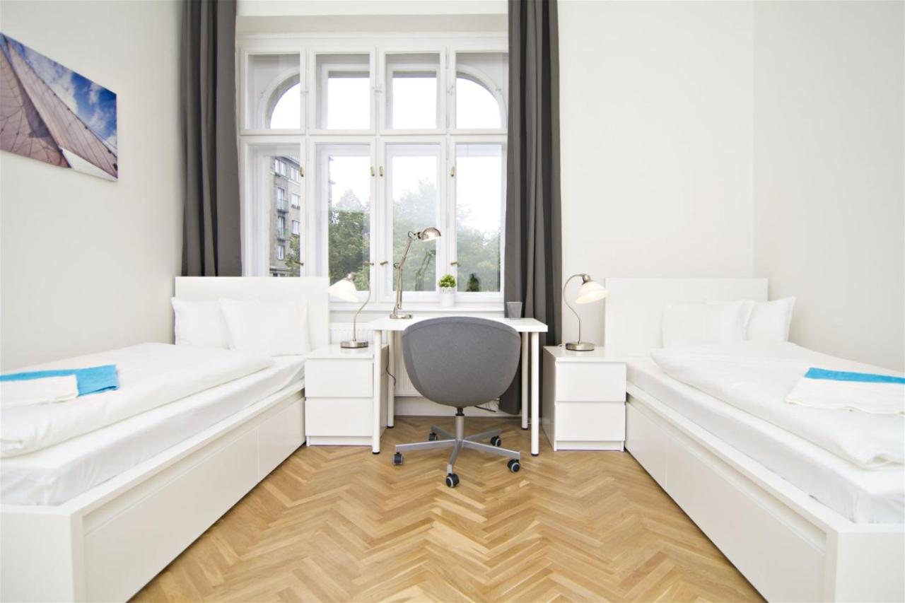 With 2 Bathrooms- 5 Minutes From Old Town - 102 M2 Apartmán