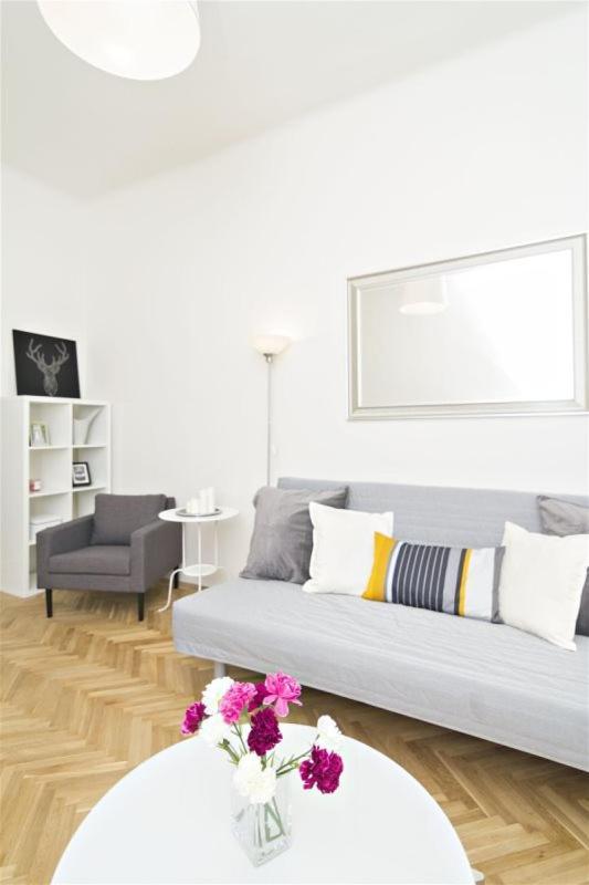 Apartmán With 2 Bathrooms- 5 Minutes From Old Town - 102 M2 Praha