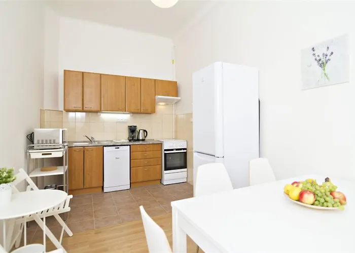Apartments With 2 Bathrooms- 5 Minutes From Old Town - 102 M2