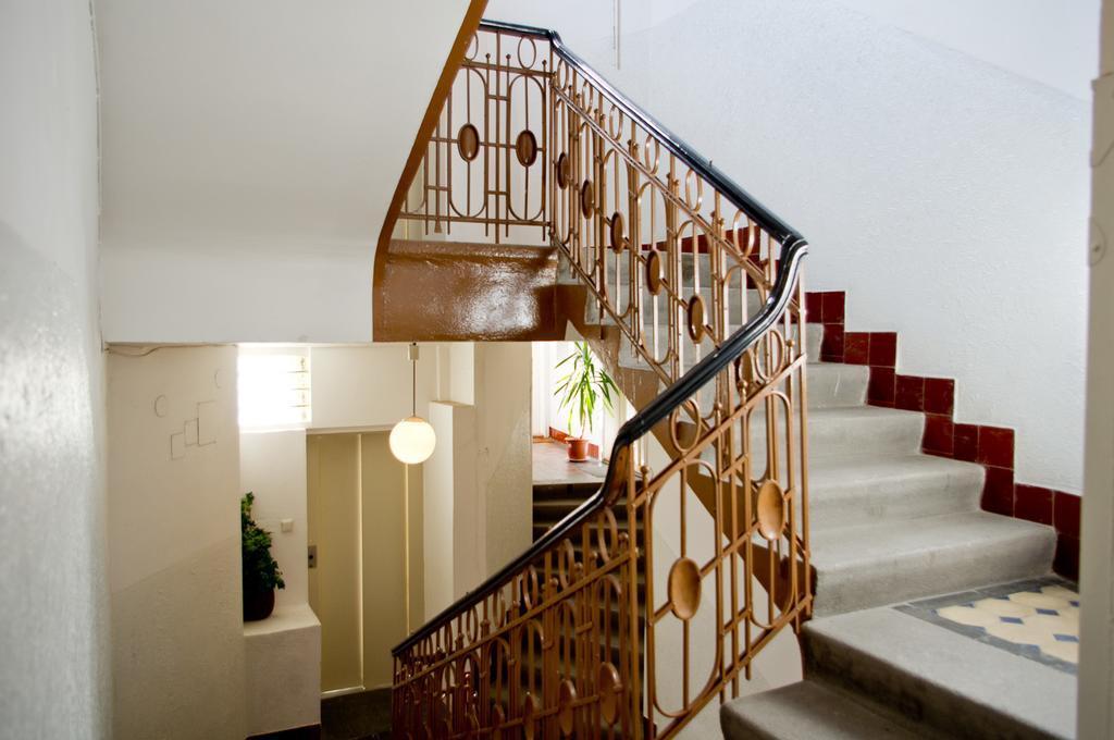 Apartment With 2 Bathrooms- 5 Minutes From Old Town - 102 M2 Prague