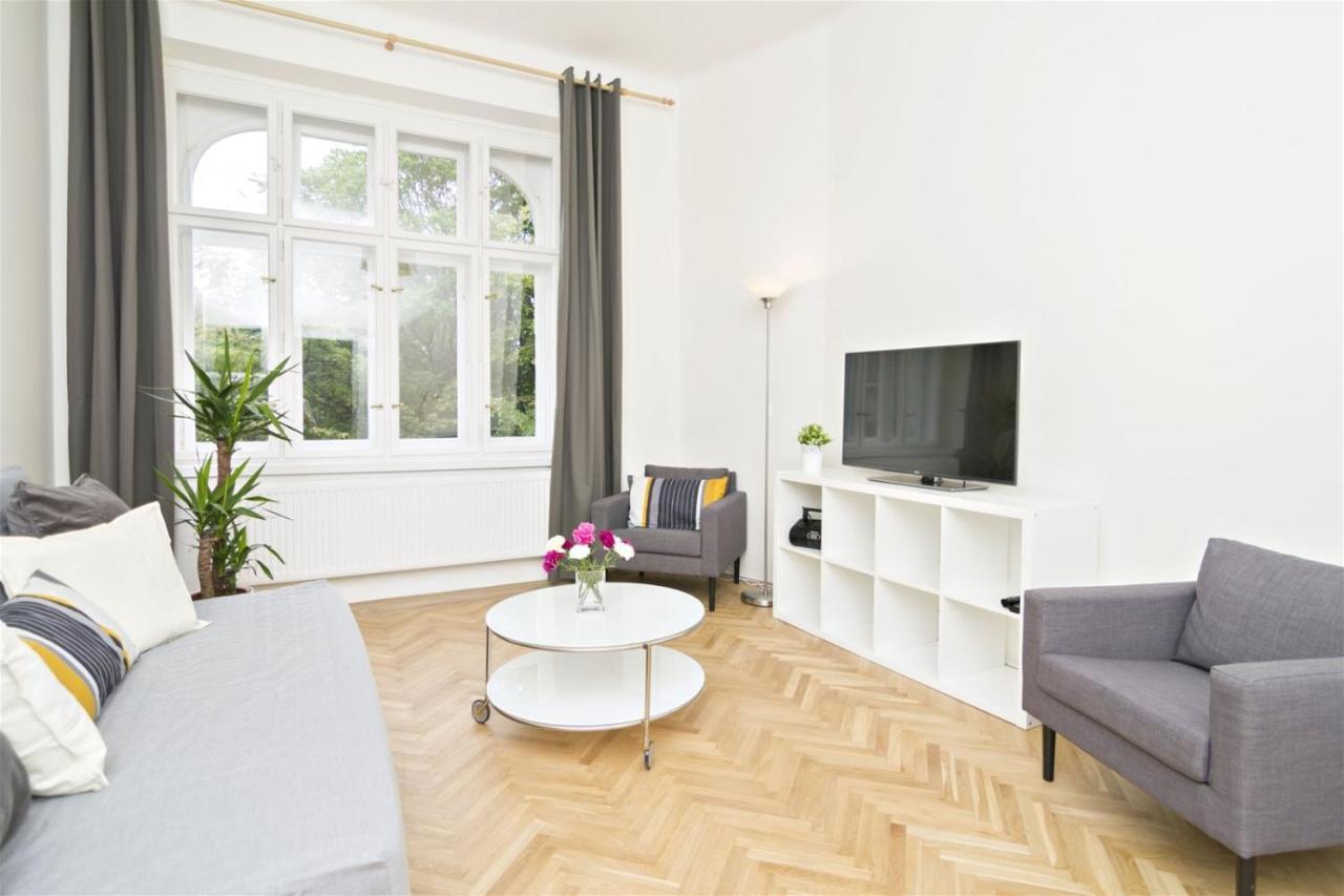 With 2 Bathrooms- 5 Minutes From Old Town - 102 M2 *